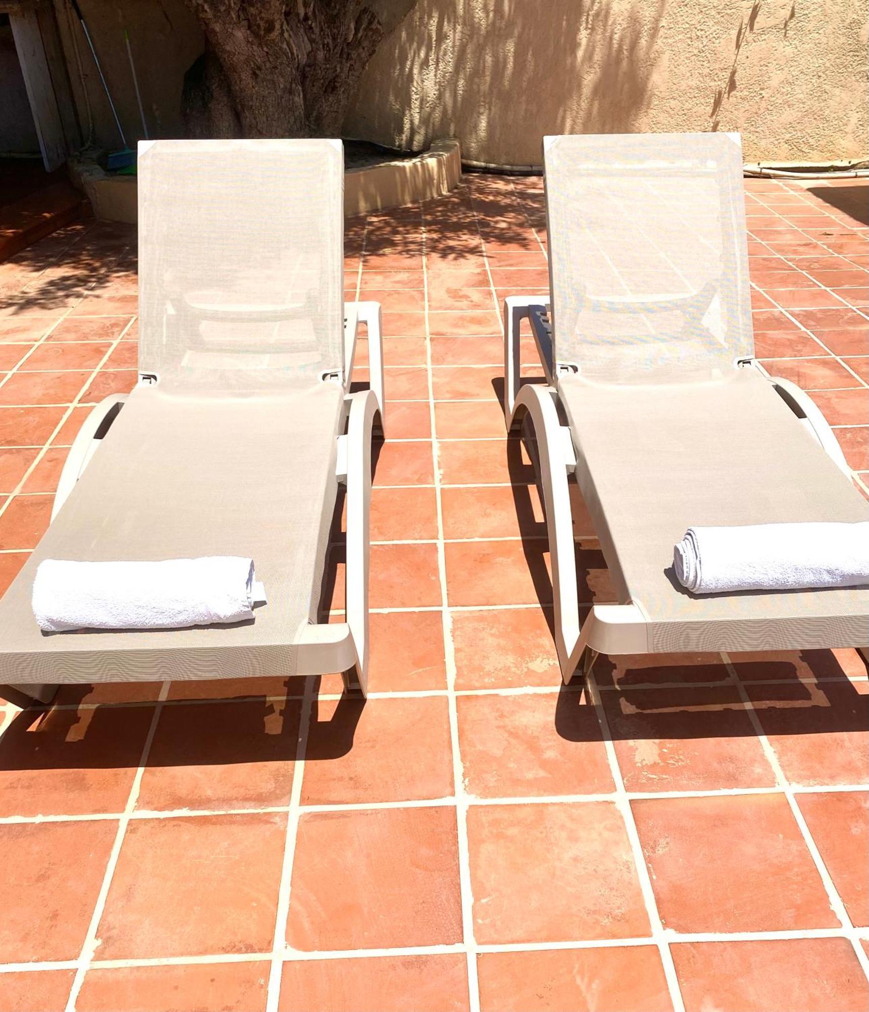 Agradable Con Piscina Y Vistas Al Mar Villa