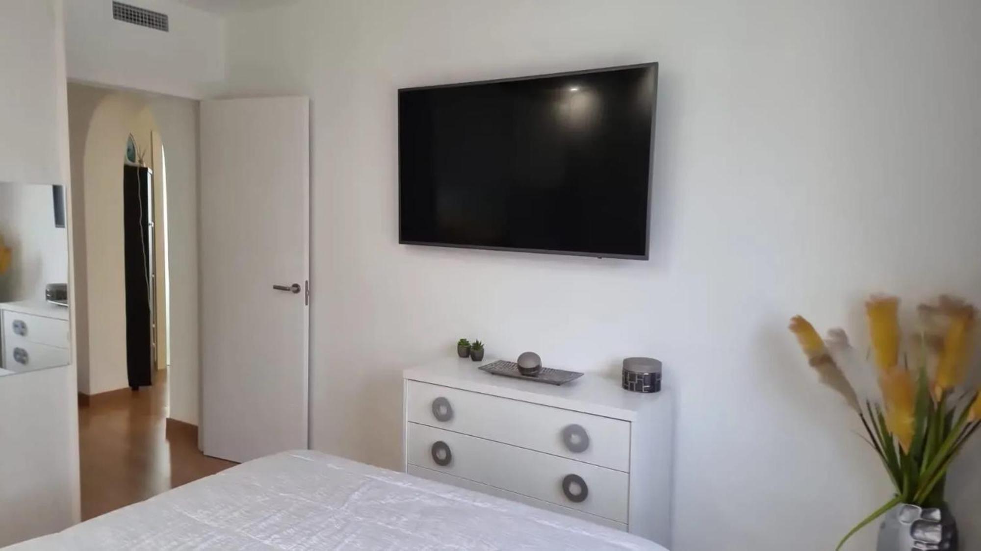 Sunny With Private Pool In + Enclosed Garden Calpe