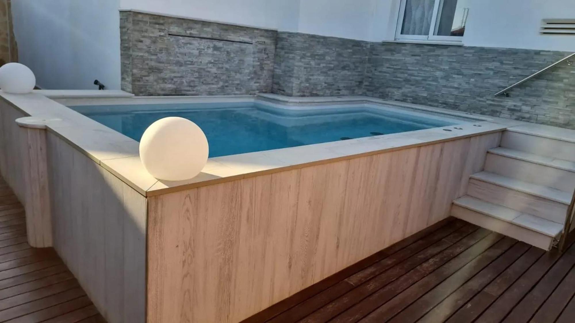 Villa Sunny With Private Pool In + Enclosed Garden *