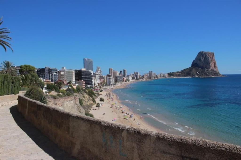 Mirando El Mar * Calpe