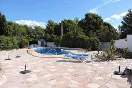 Apartamento Con Jardin Piscina Y Parking Calpe