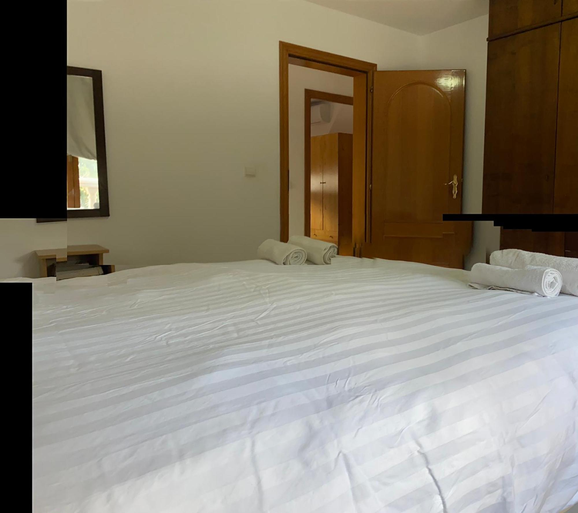 Agradable Con Piscina Y Vistas Al Mar