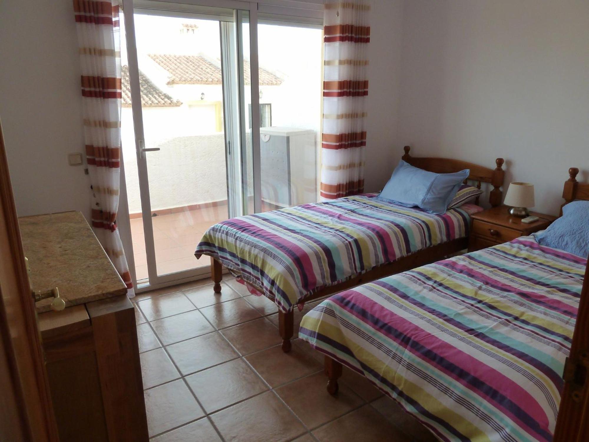 Сasa de vacaciones 3 Bedroom, 2 Bathroom With 2 Pools And A Shared Paddling Pool *
