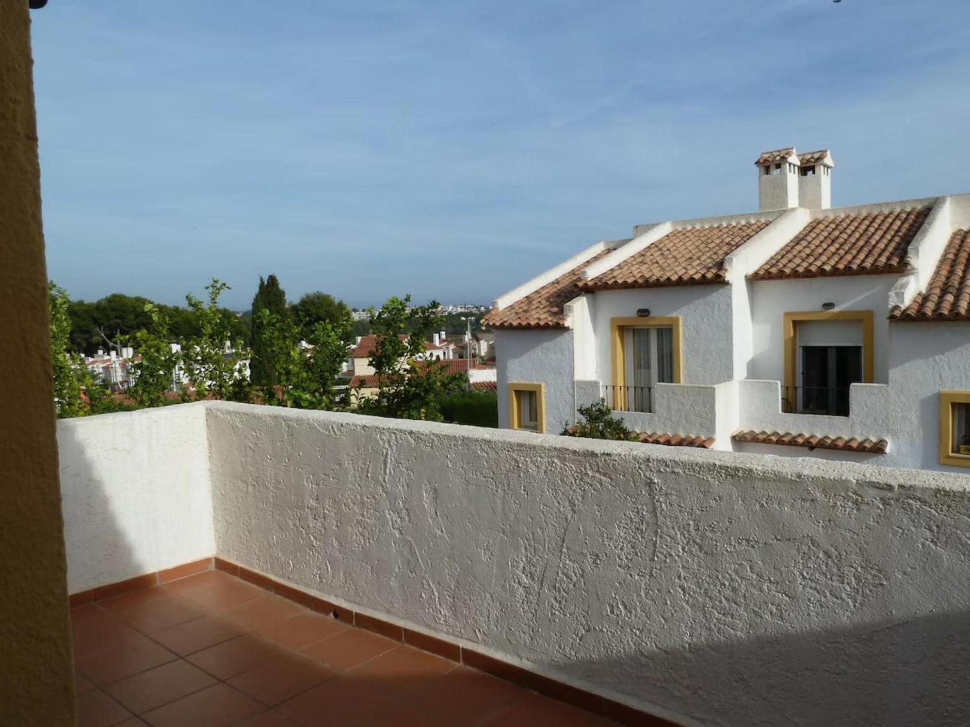 Сasa de vacaciones 3 Bedroom, 2 Bathroom With 2 Pools And A Shared Paddling Pool Calpe