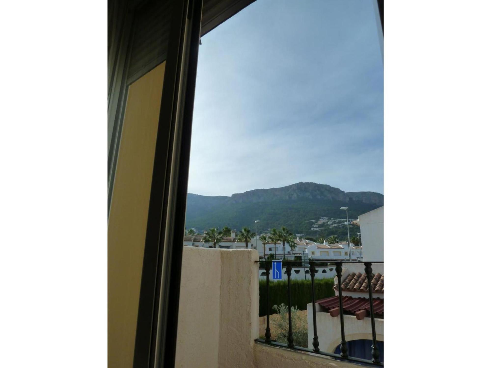 3 Bedroom, 2 Bathroom With 2 Pools And A Shared Paddling Pool Сasa de vacaciones