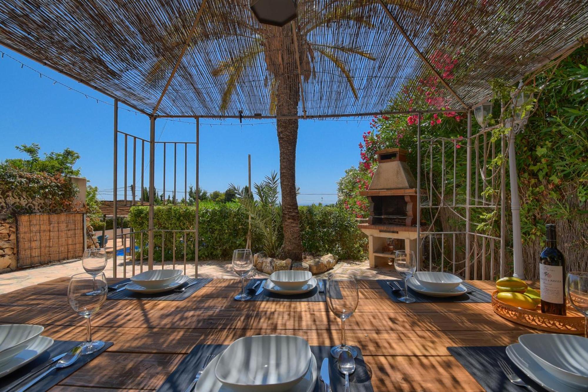 La Perla With Seaview & Large Pool Calpe