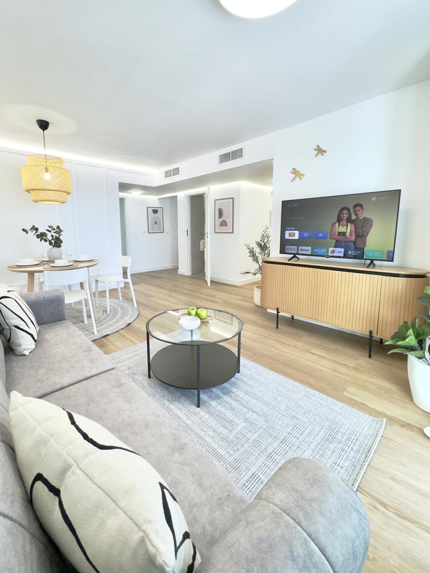 Casa Levante - Modern Beachfront With Sea View Apartment