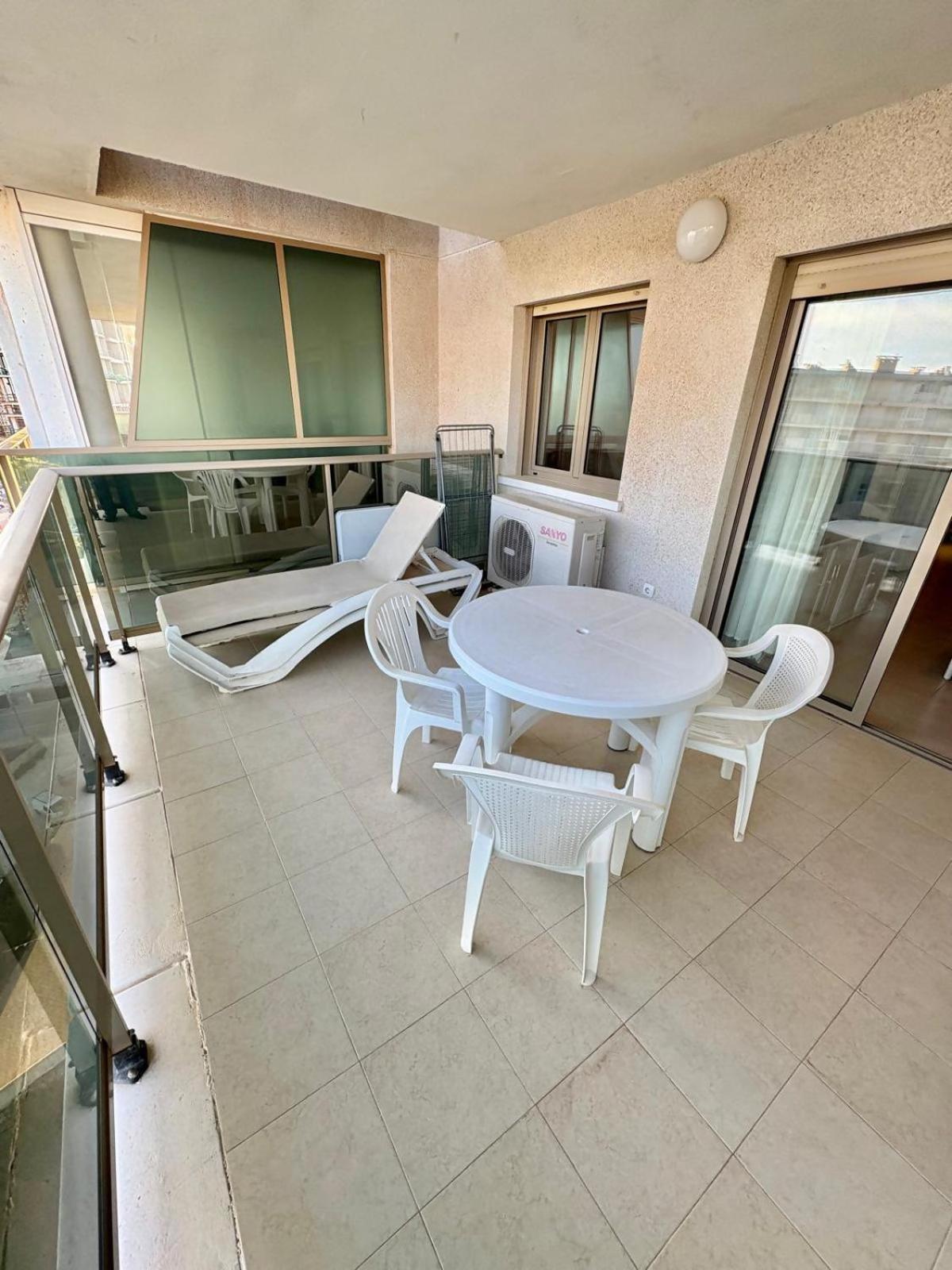 With Sea View Pool & Private Parking