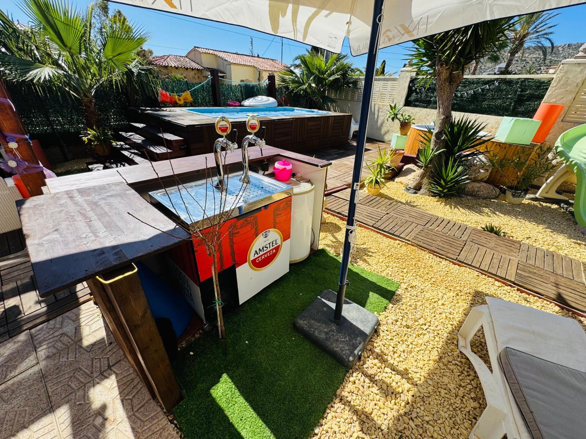Privado Piscina A 5min De La Playa Y Centro Jacuzzi Barbacoa Wifi Aire *