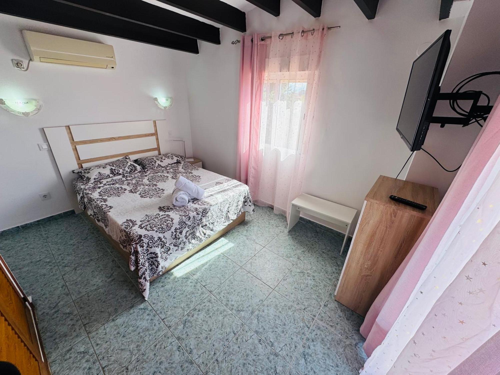 Privado Piscina A 5min De La Playa Y Centro Jacuzzi Barbacoa Wifi Aire Holiday home *