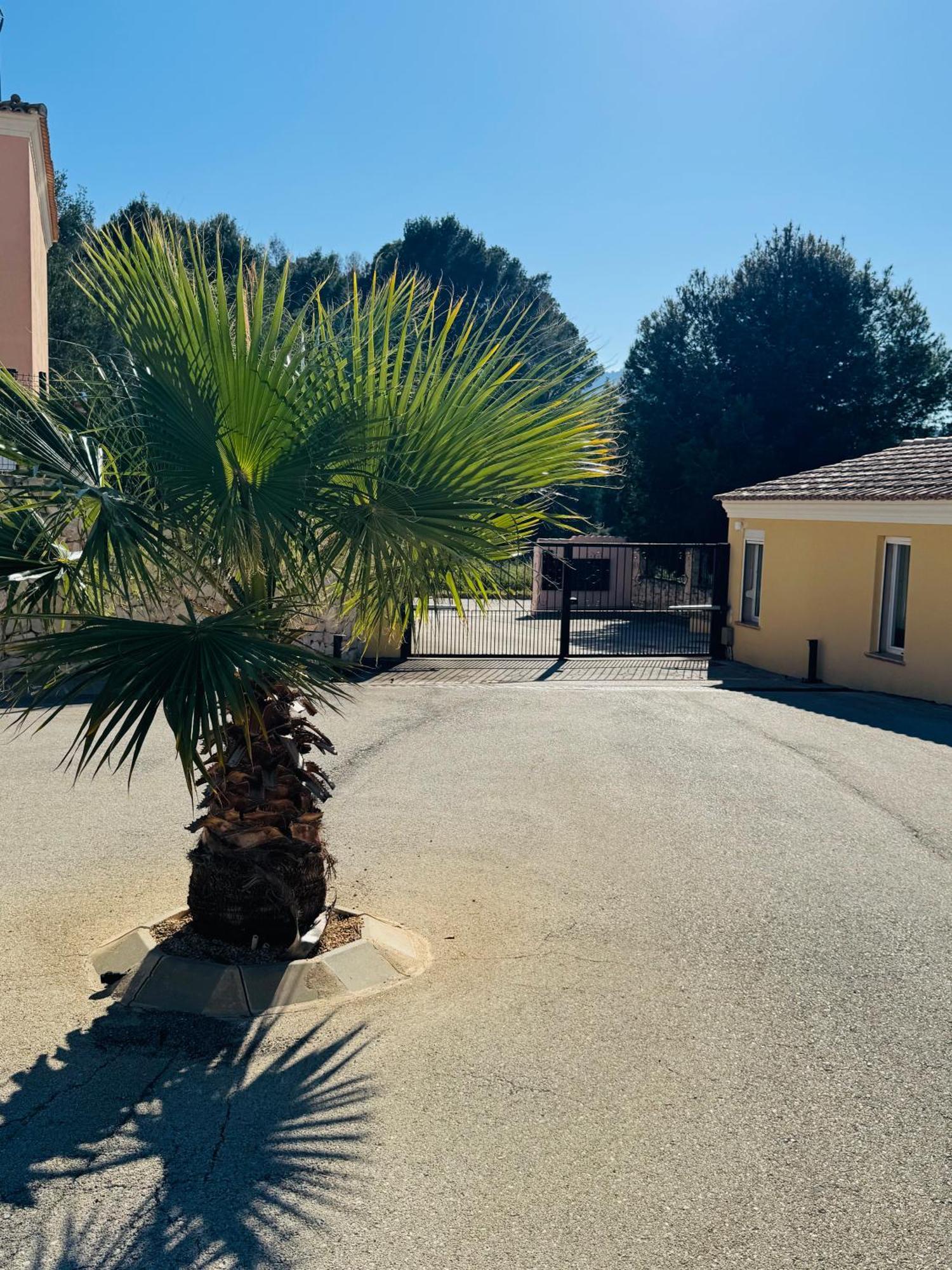 Сasa de vacaciones Adosado Entorno Playa Y Montana Tranquilidad Relax Jacuzzi Piscina Wifi Aire Jardin Barbacoa Y Parking Calpe