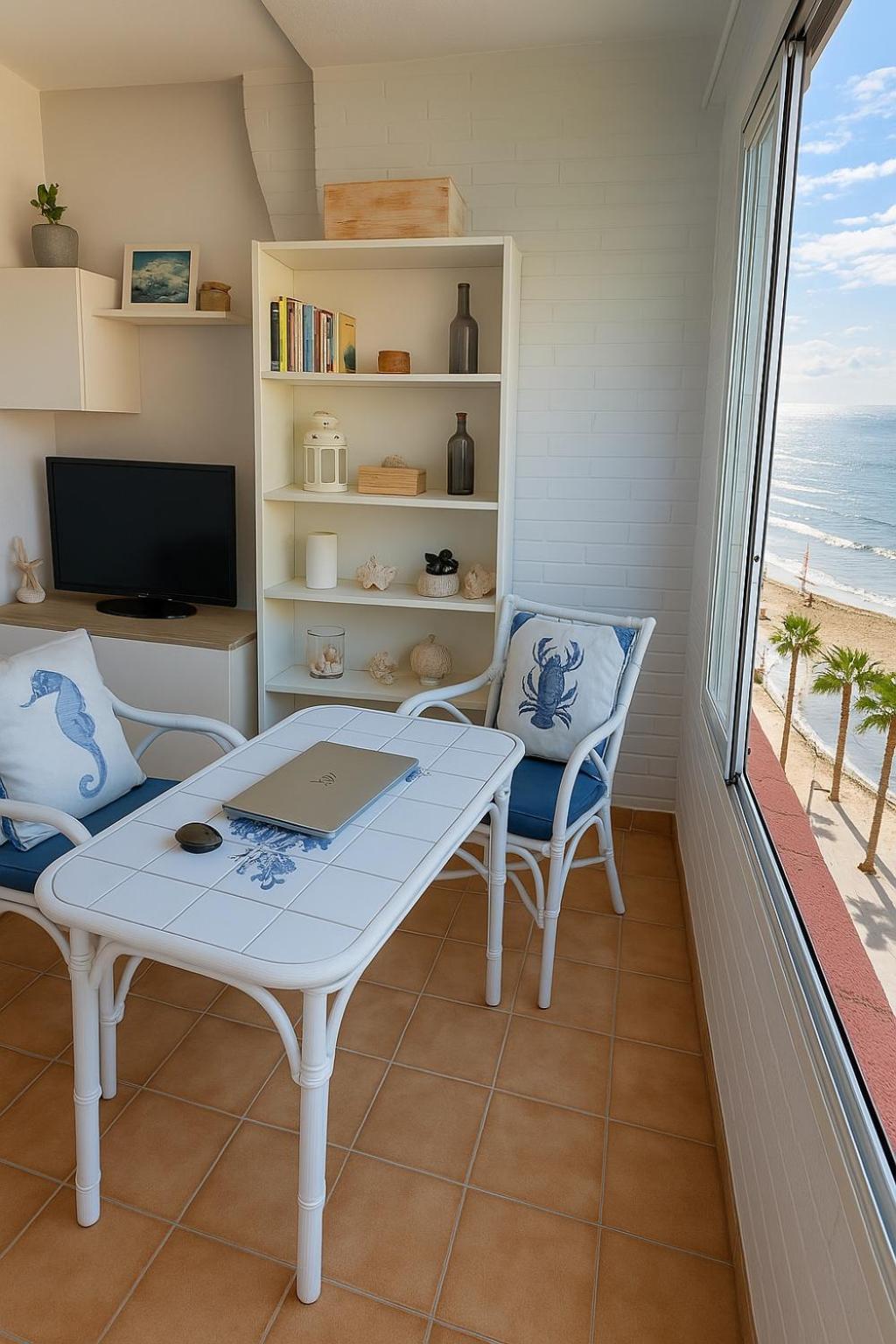 Con Vistas Al Mar *