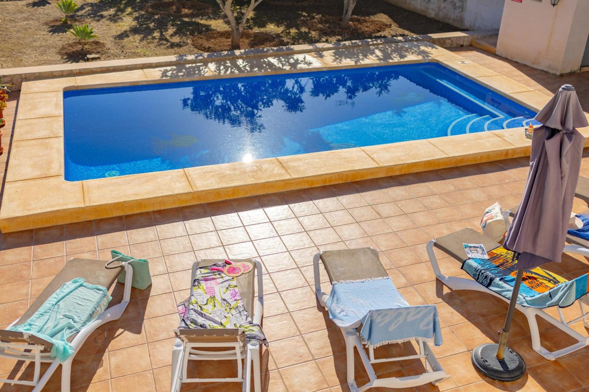 Tere - Plusholidays * Calpe