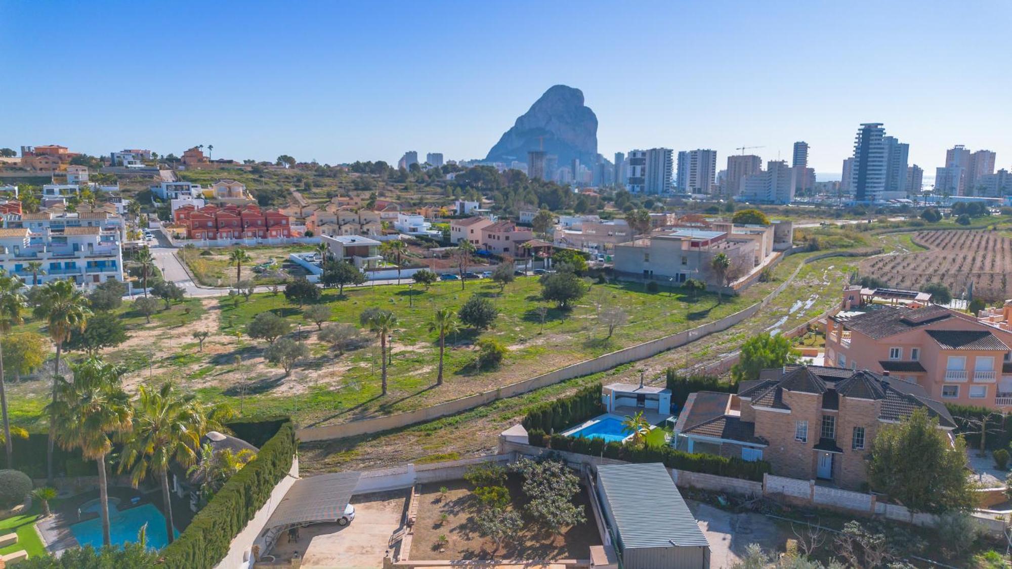 Tere - Plusholidays Calpe