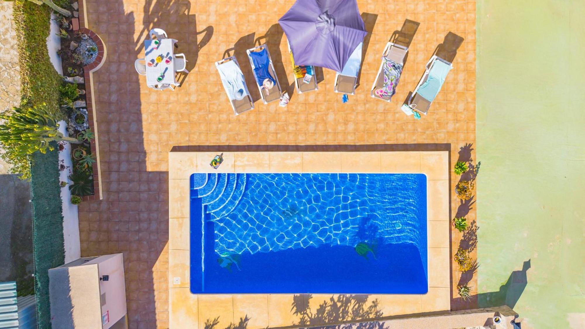 Tere - Plusholidays * Calpe