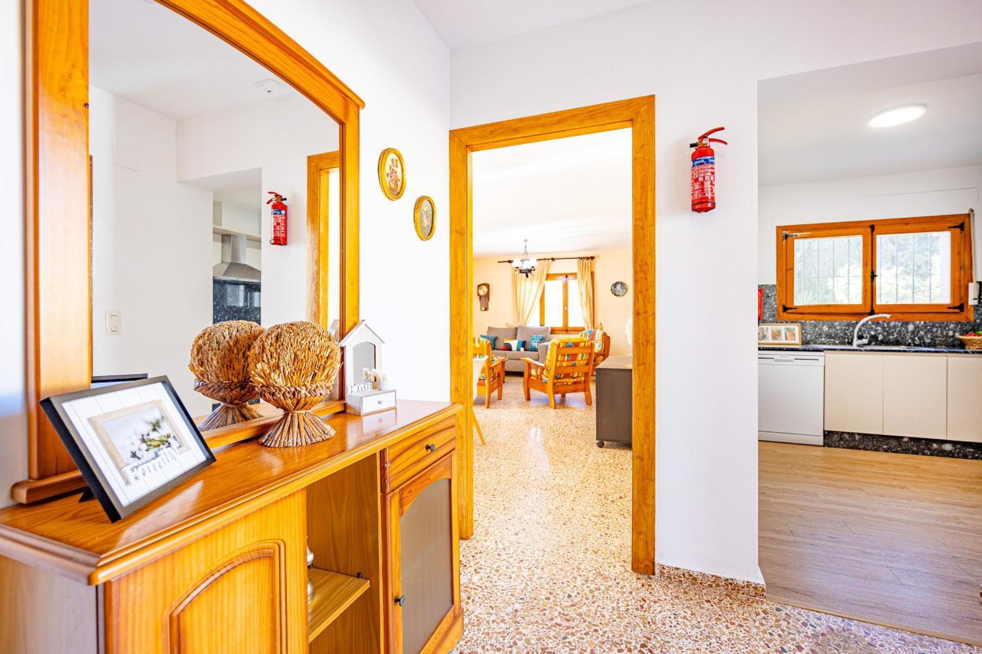 Tere - Plusholidays Calpe