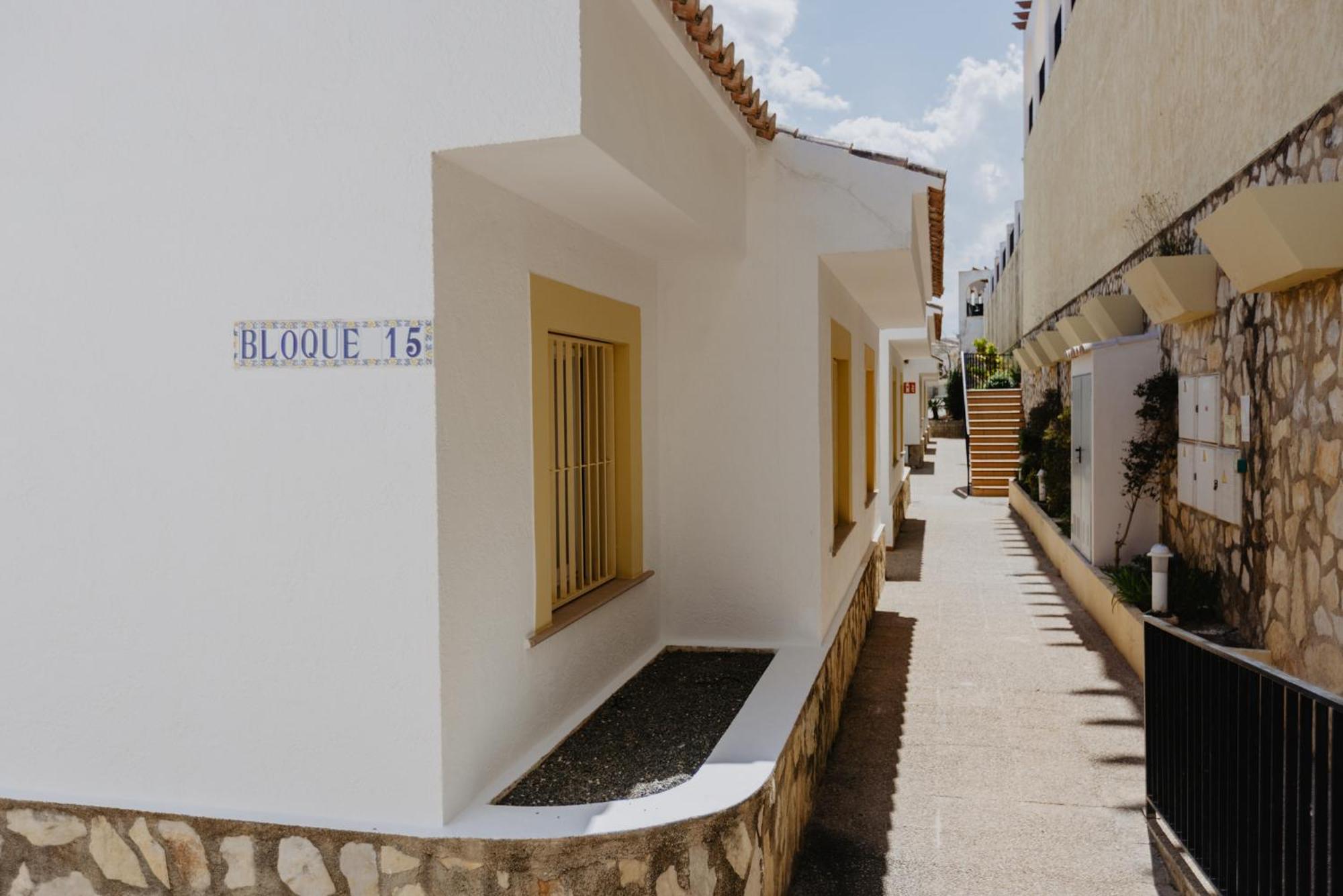 Apartment Casa Sunrise - Costa Blanca House With Rooftop, 5 Swimming Pools And Panoramic Sea- And Views At Penon De Ifach