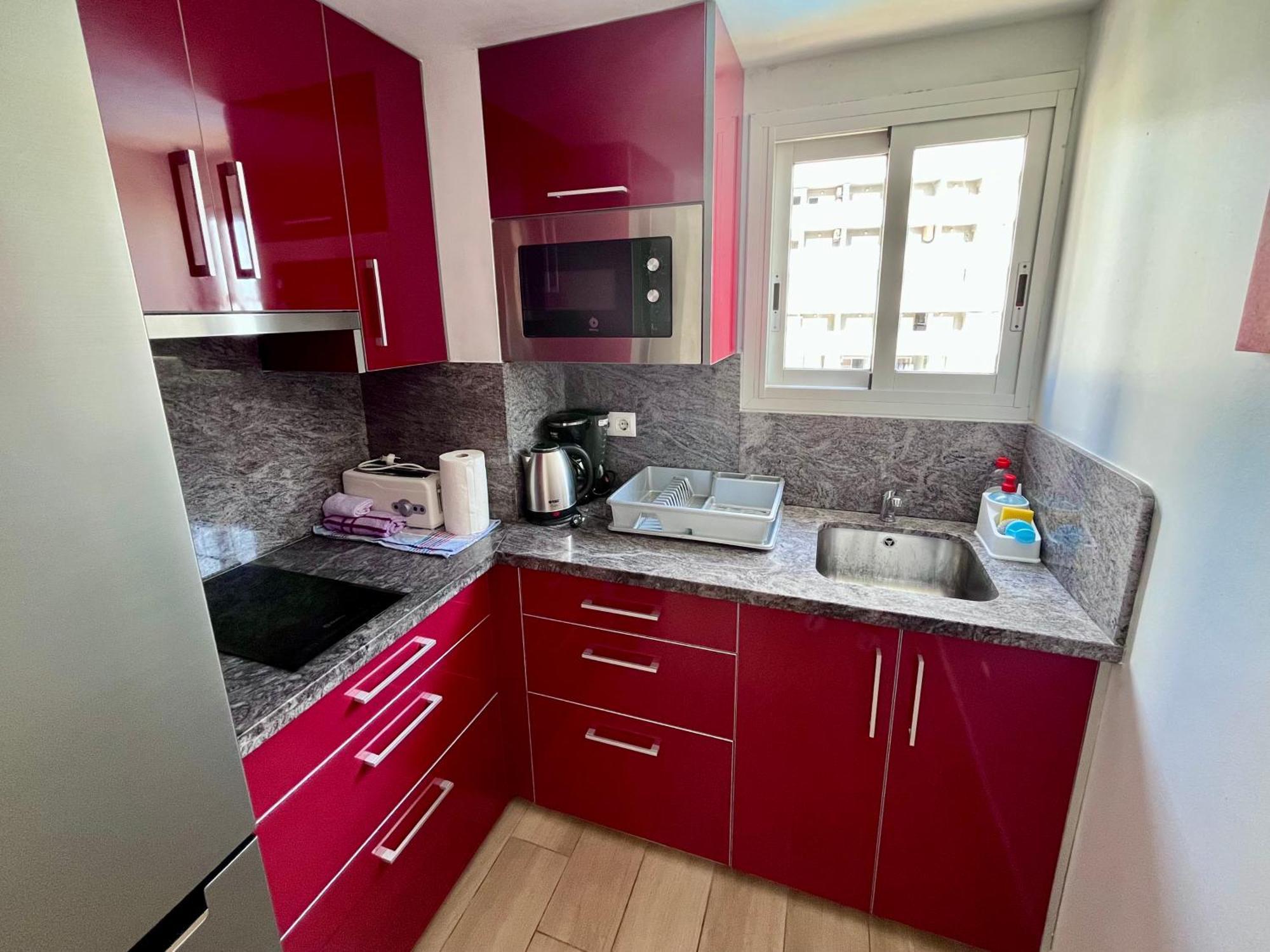 Frente Al Mar En Con Parking 4 Personas Apartamento