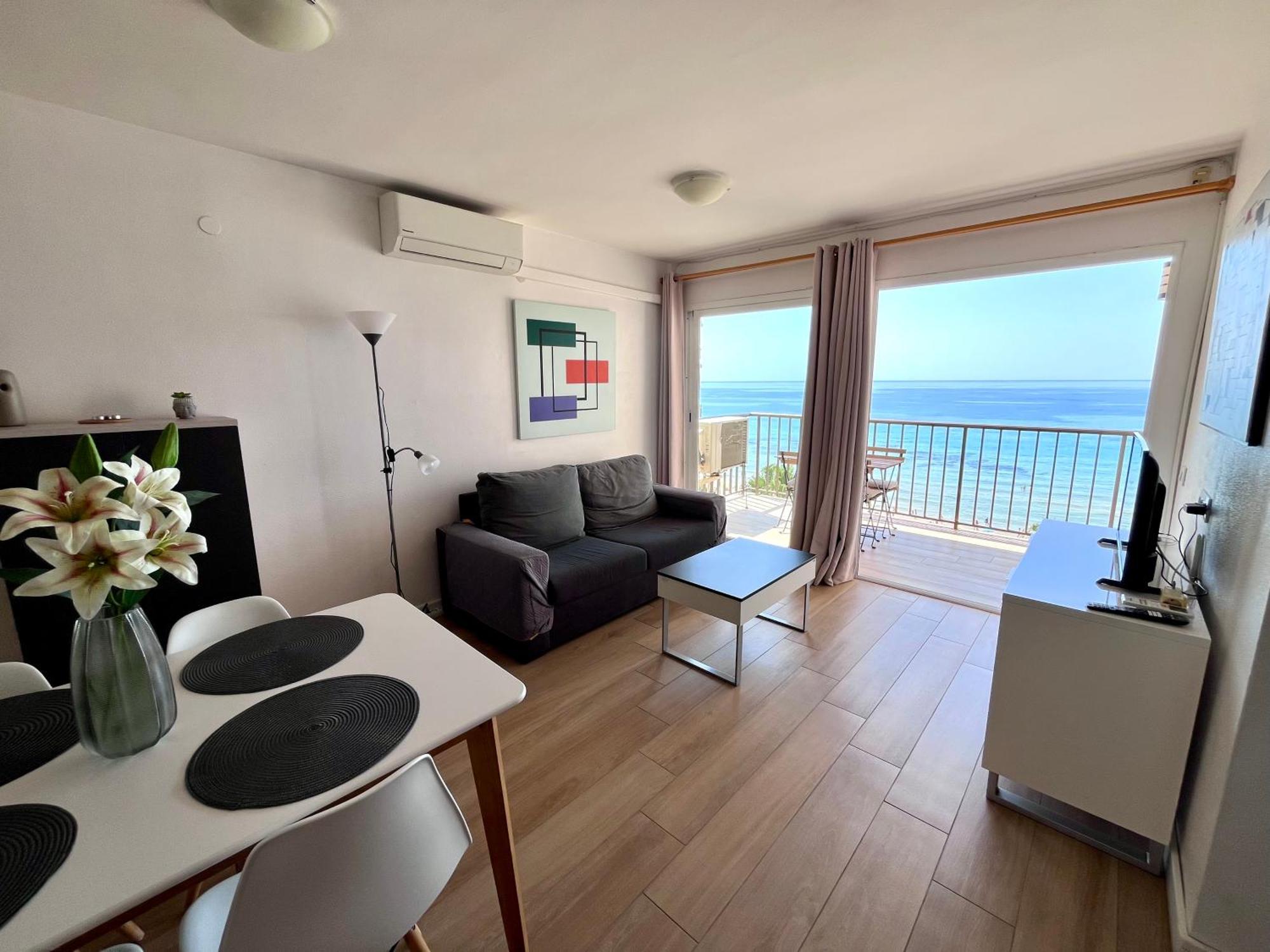 Apartamento Frente Al Mar En Con Parking 4 Personas Calpe