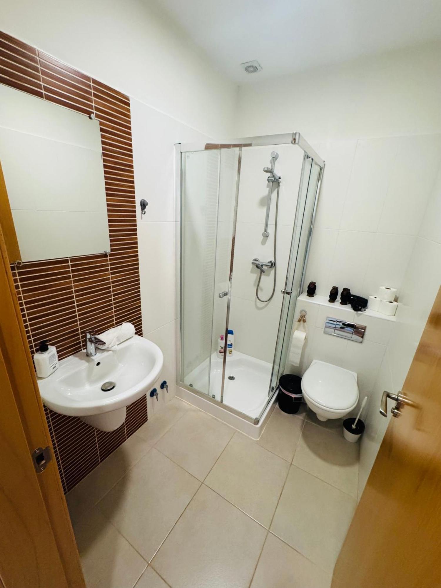 Adosado Entorno Playa Y Montana Tranquilidad Relax Jacuzzi Piscina Wifi Aire Jardin Barbacoa Y Parking Сasa de vacaciones Calpe