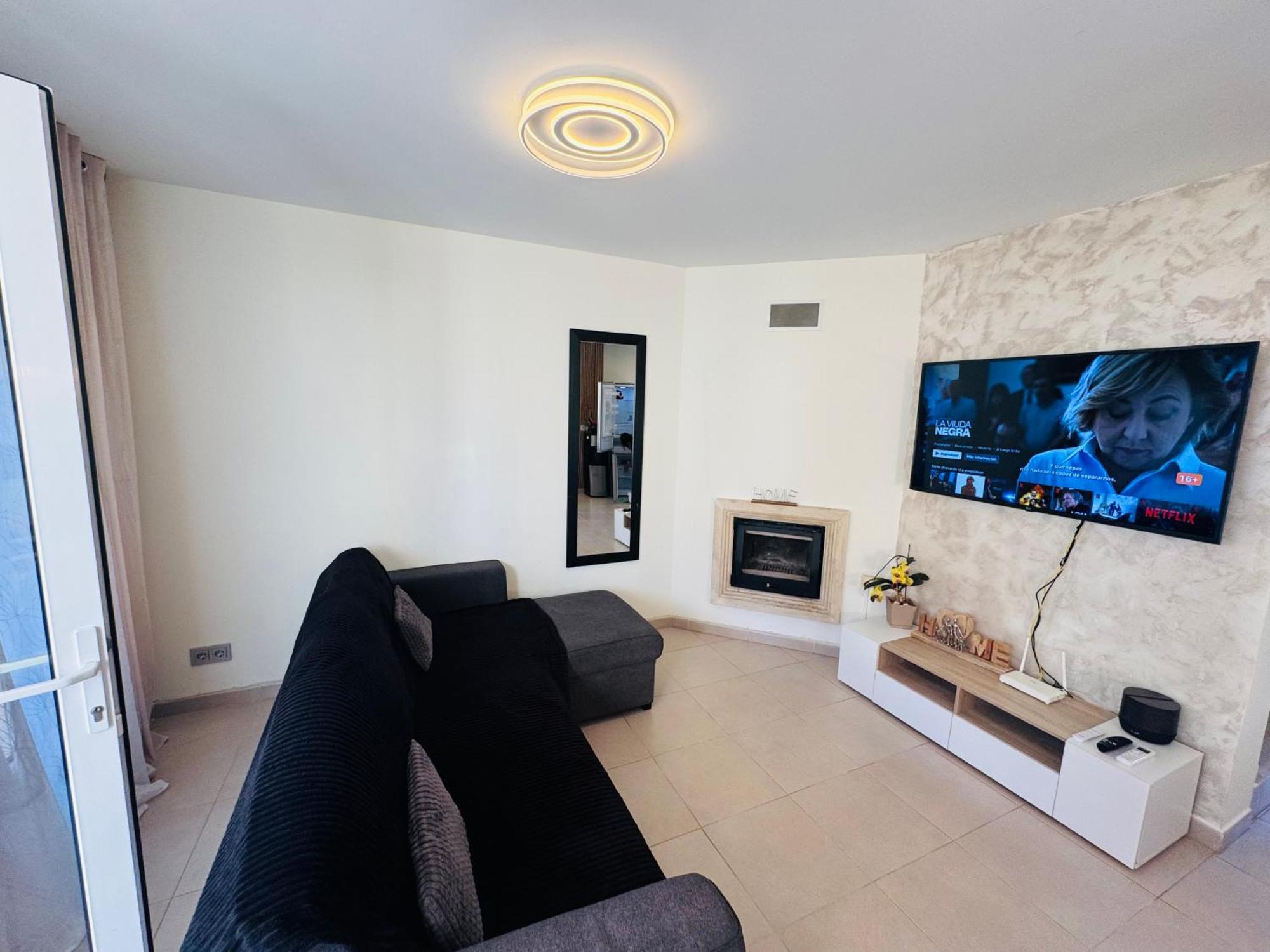 Сasa de vacaciones Adosado Entorno Playa Y Montana Tranquilidad Relax Jacuzzi Piscina Wifi Aire Jardin Barbacoa Y Parking