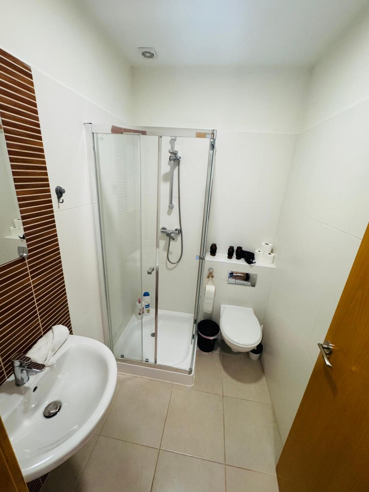 Adosado Entorno Playa Y Montana Tranquilidad Relax Jacuzzi Piscina Wifi Aire Jardin Barbacoa Y Parking Сasa de vacaciones