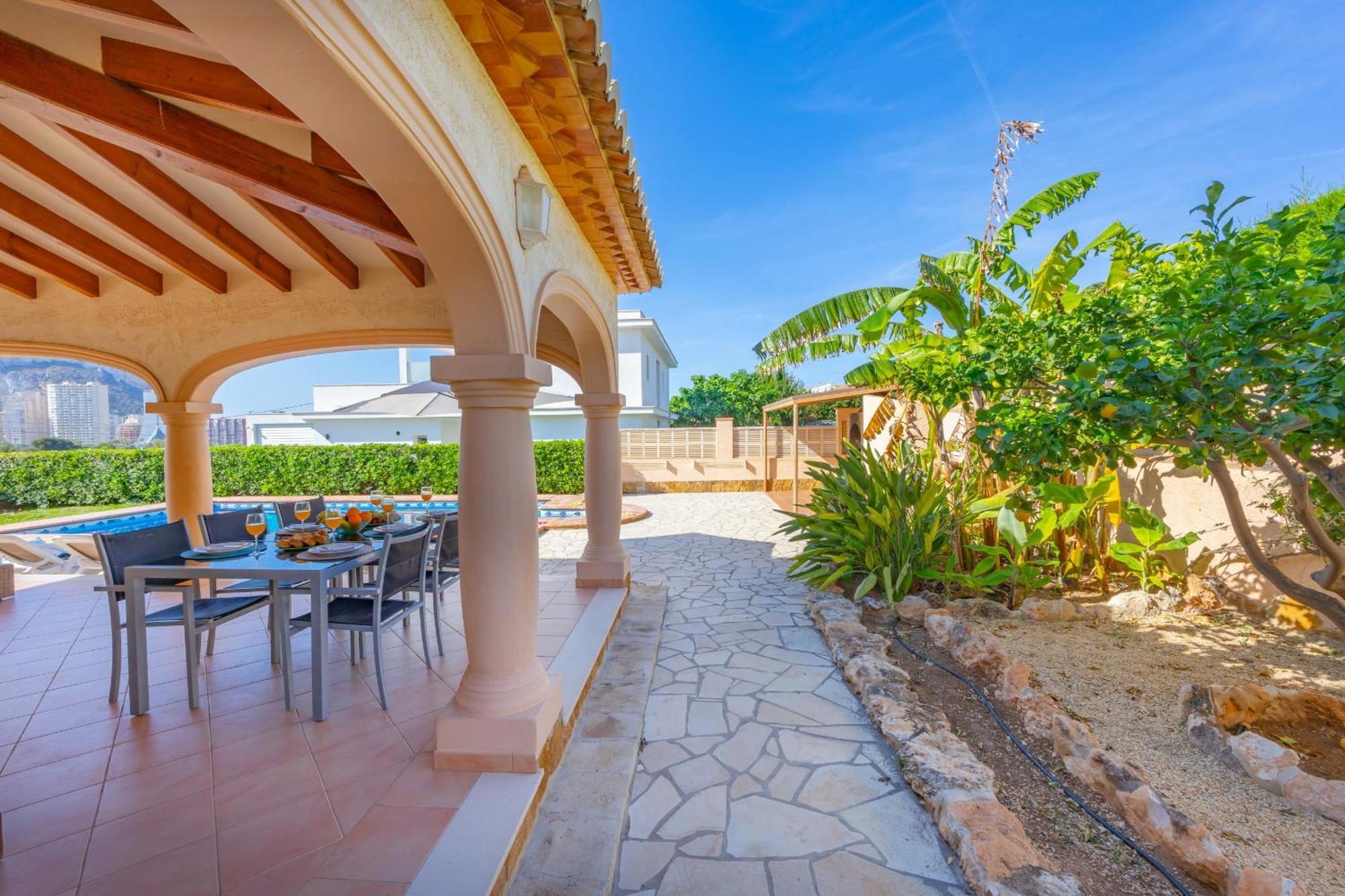 Almendros - Plusholidays Villa