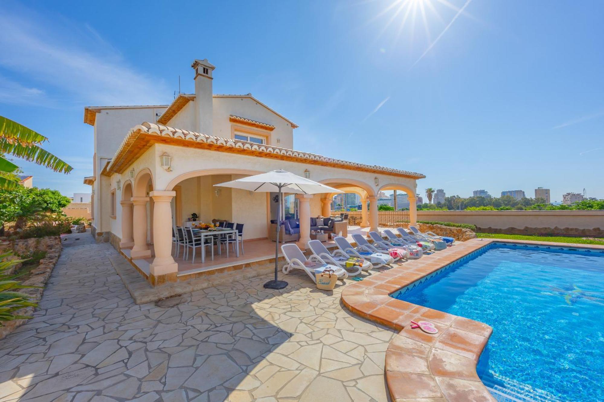 Villa Almendros - Plusholidays *
