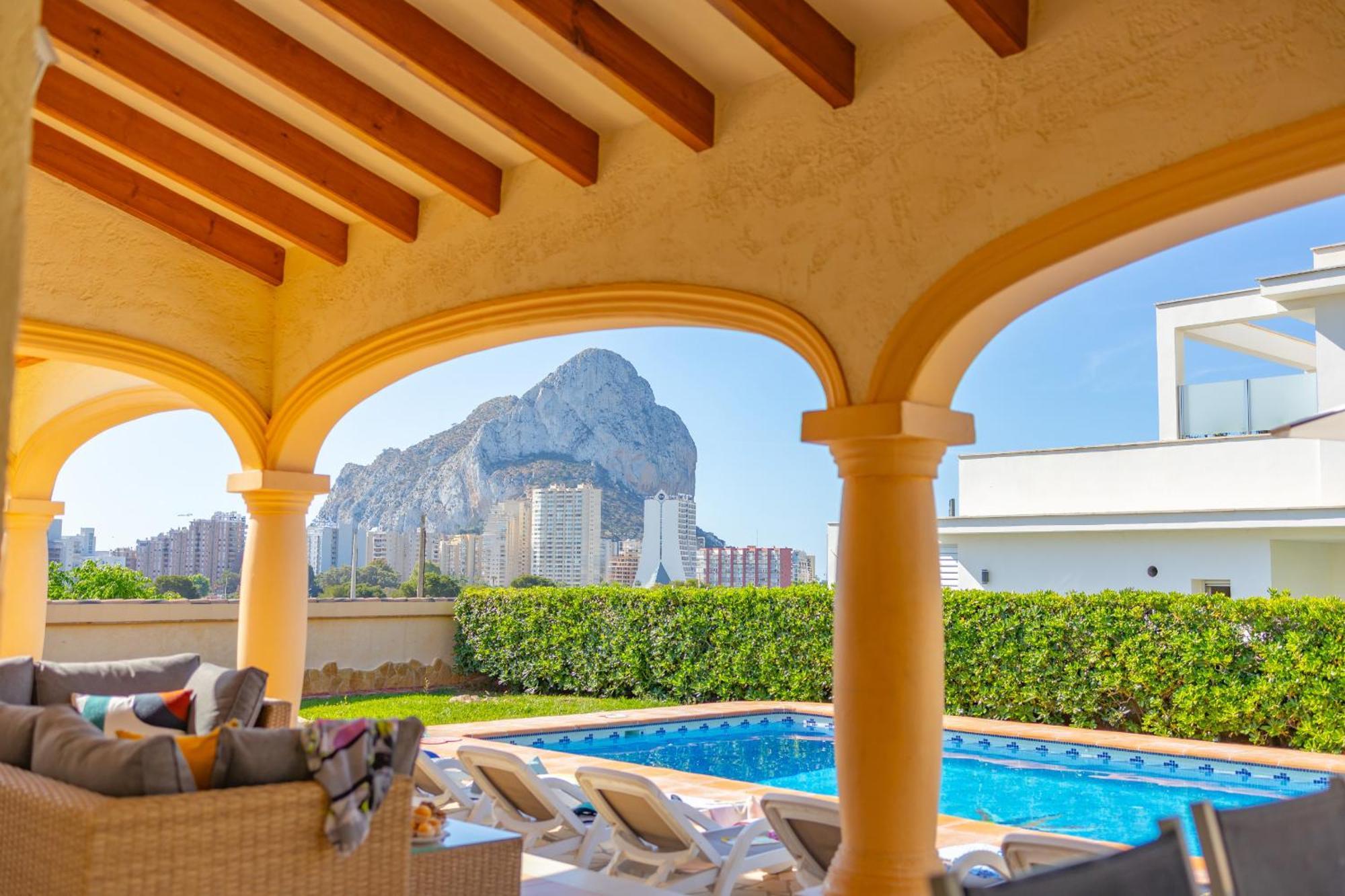 Almendros - Plusholidays Villa *