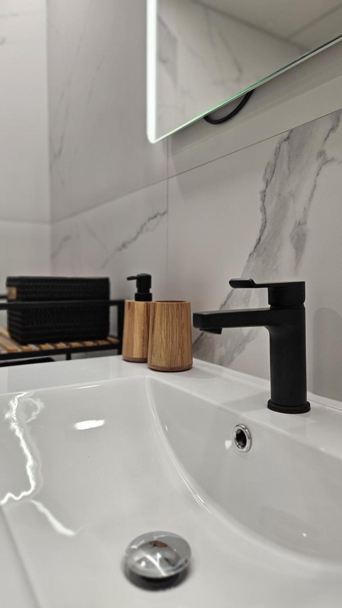 Ambar 216b Apartamento *