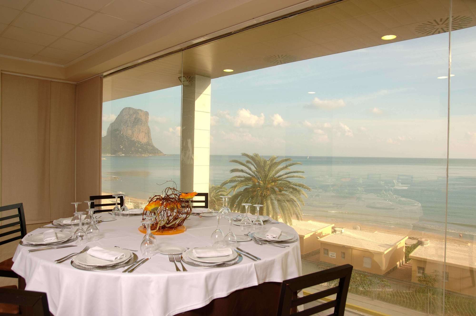 Hotel Bahia By Pierre & 4*
