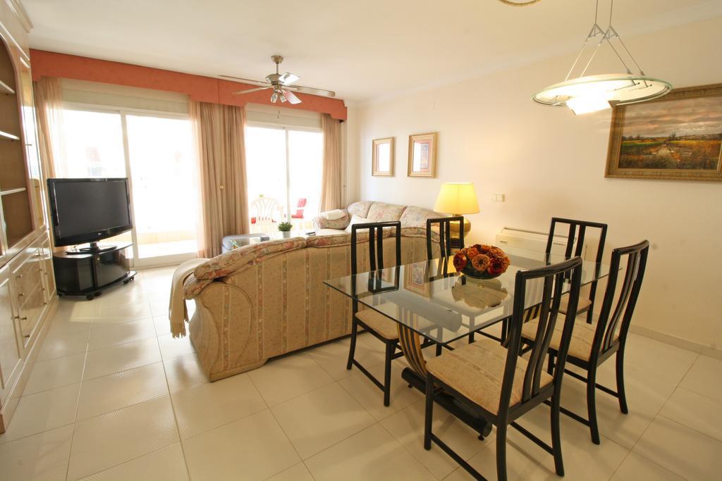 Apartamento Holiday Apartment Perlamar