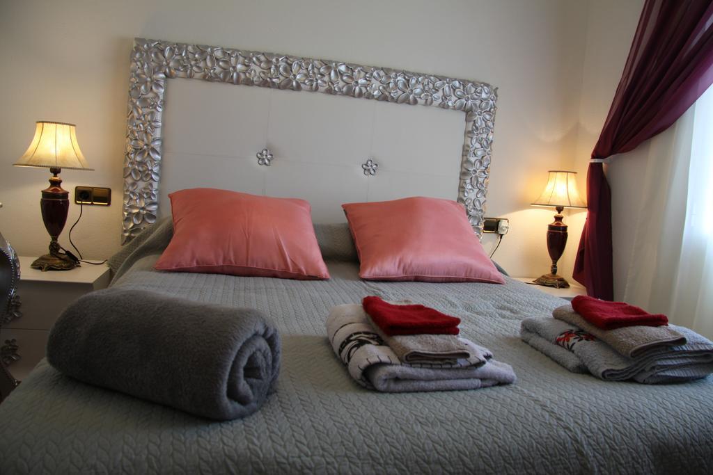 Apartamentos El Tosal 47A Apartment *