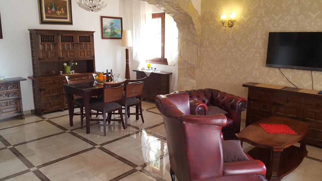 Vid-bil Villa Calpe