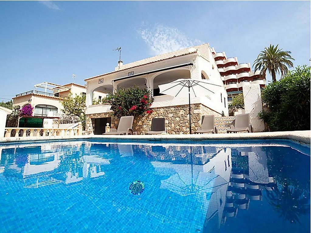 Villa Caleta 0901 *