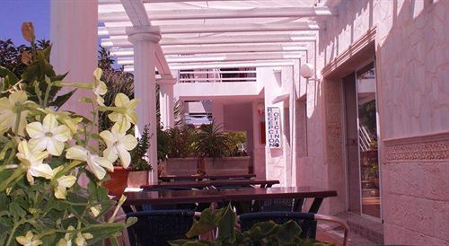 La Paloma I Guest house