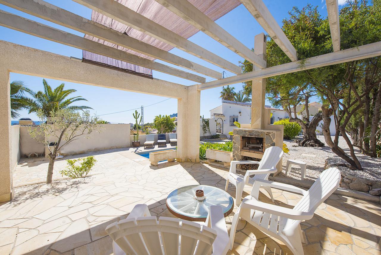 Benavero Boutique Style Within Fenced Tropical Garden Villa Calpe