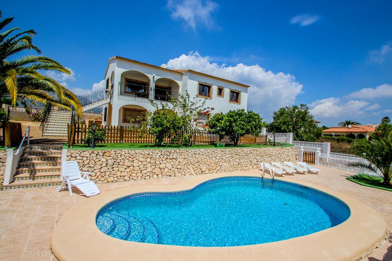 Juanjo - Lovely Detached In