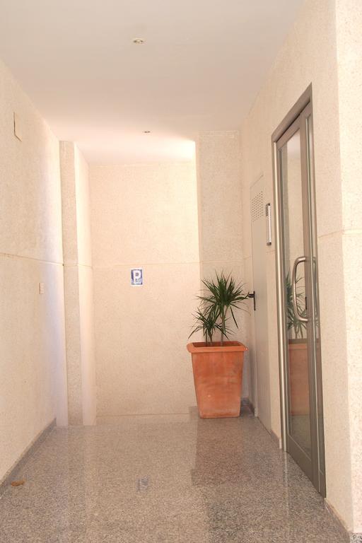 Realrent Penon Beach Apartment