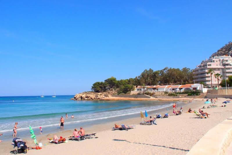 Realrent Penon Beach Apartment *