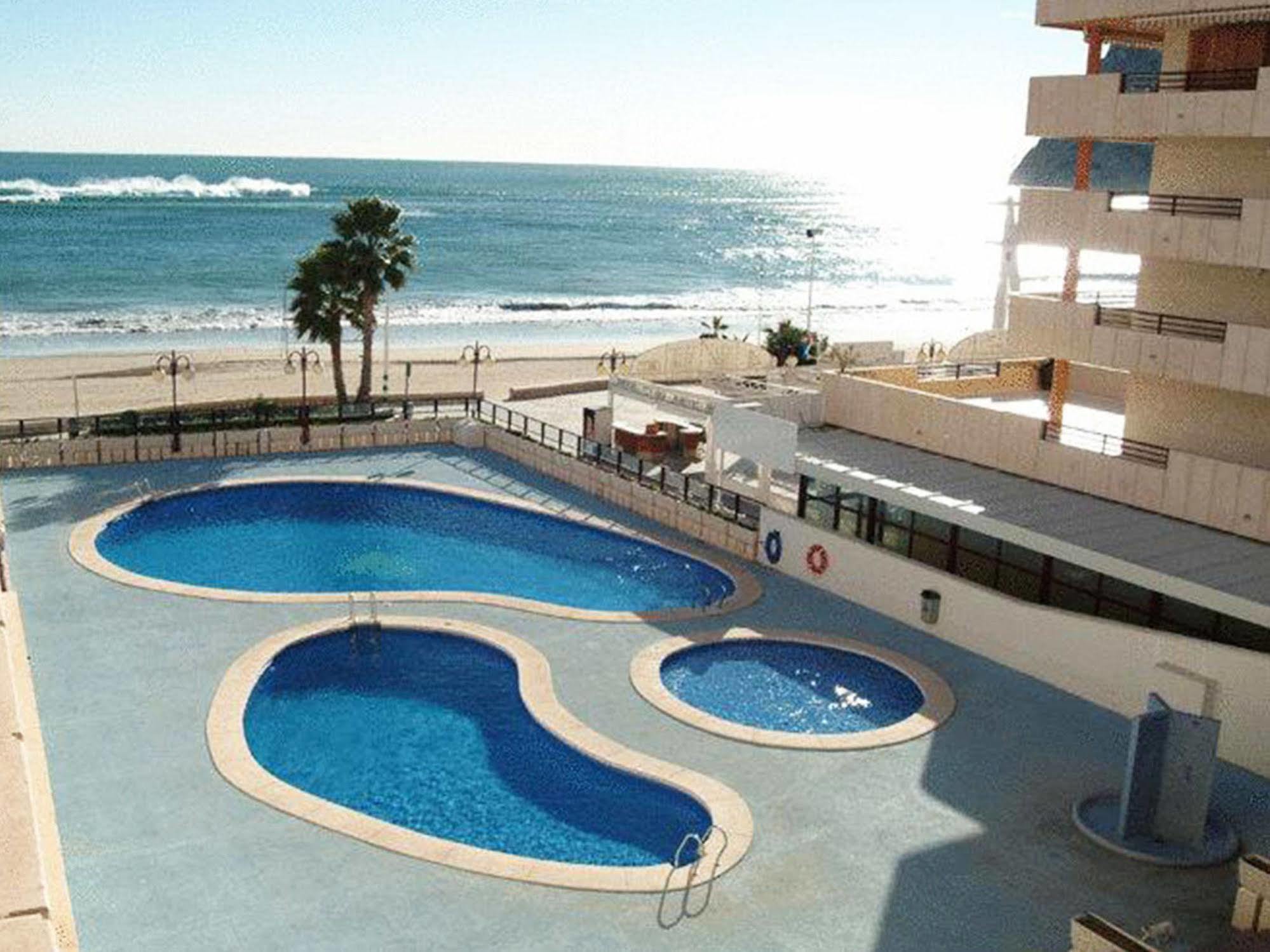 Topacio I Ii Iii Iv Hotel *