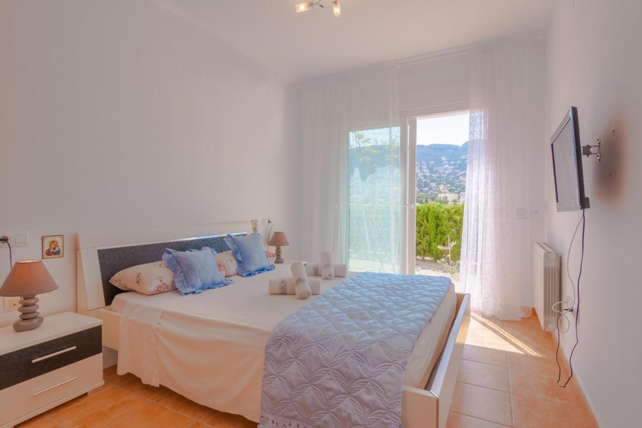 Villas Guzman-Grinev Holiday home *