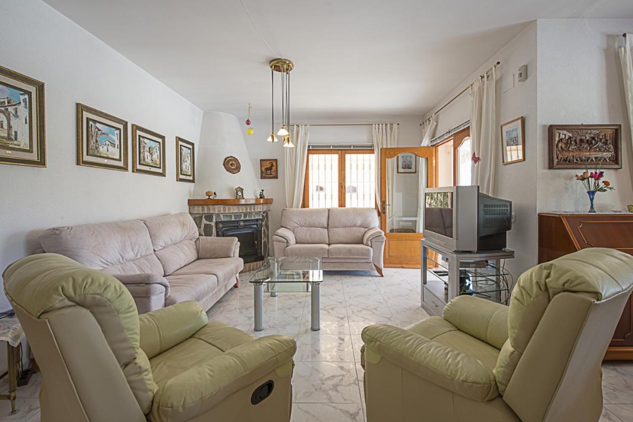 Mona - Plusholidays Villa