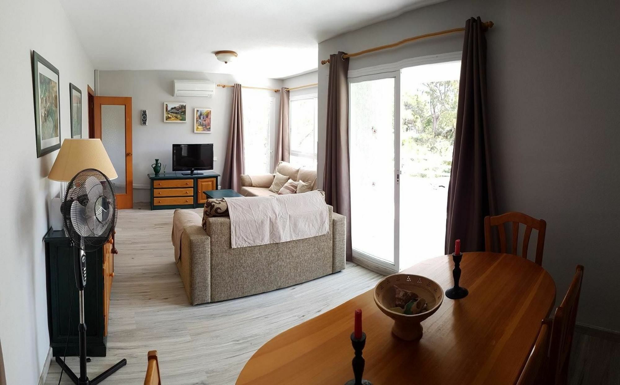 Calle Castellon De La Plana * Calpe