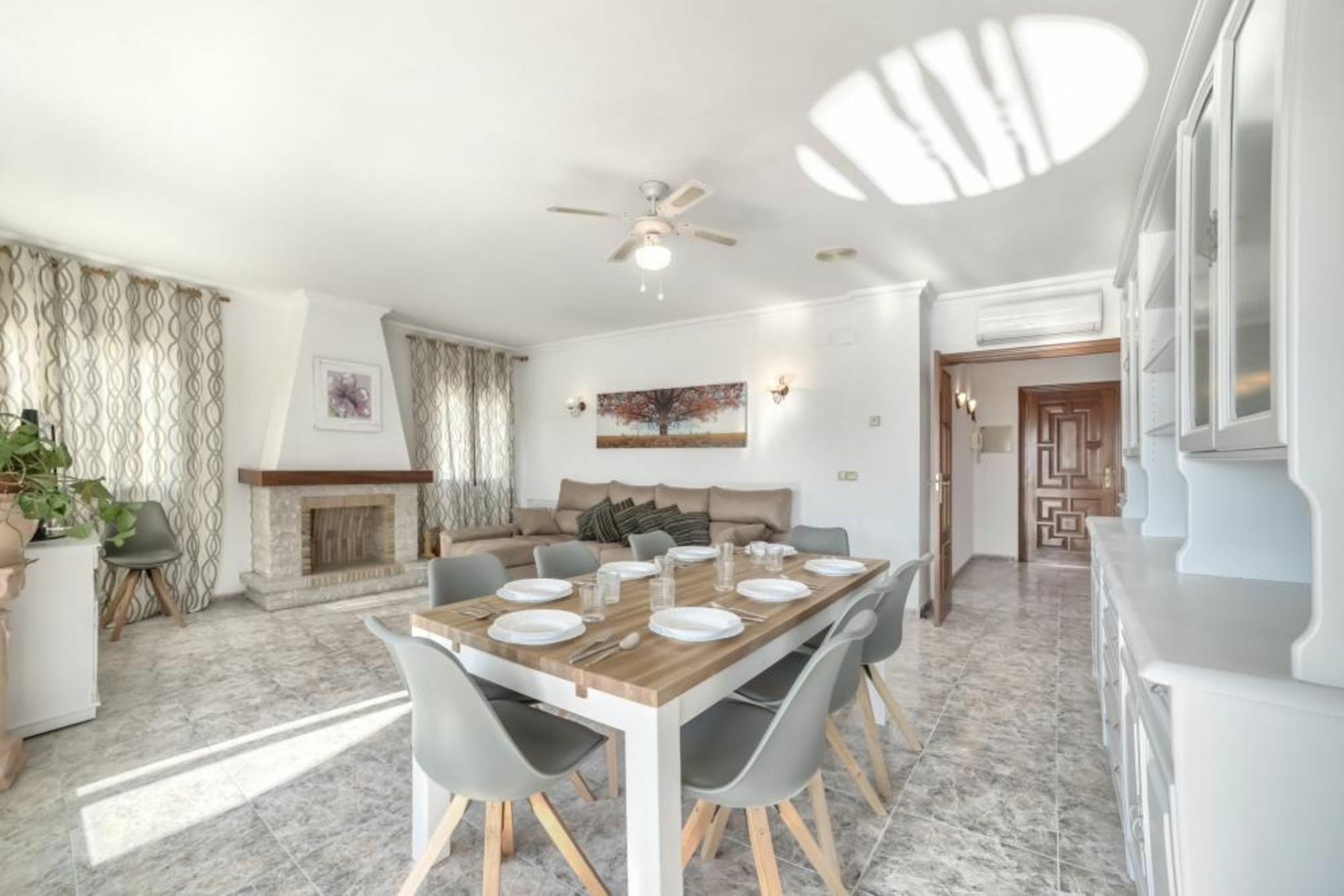 Villa In - 104270 By Mo Calpe