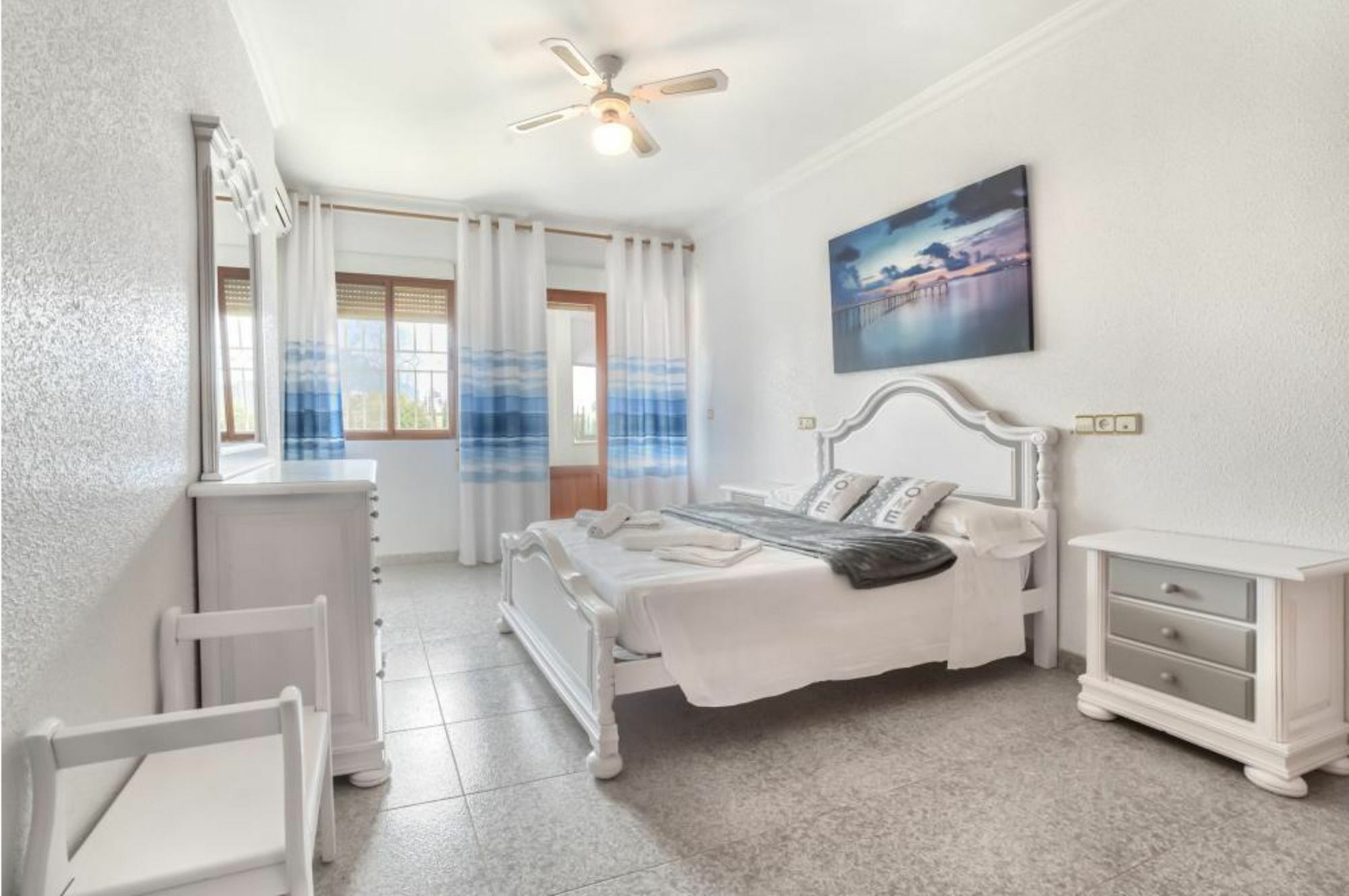Villa In - 104270 By Mo