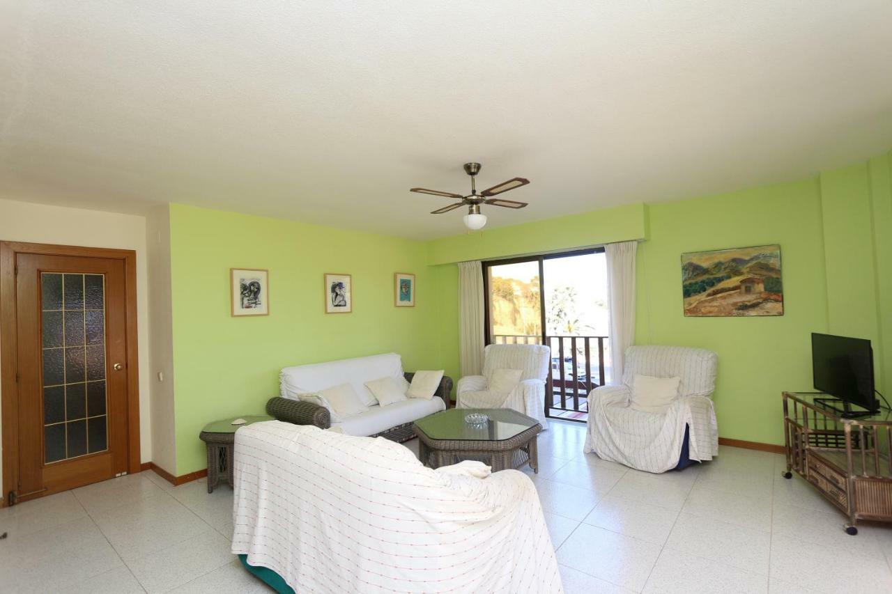 Apartamento In With 3 Bedrooms And 2 Bathrooms. *