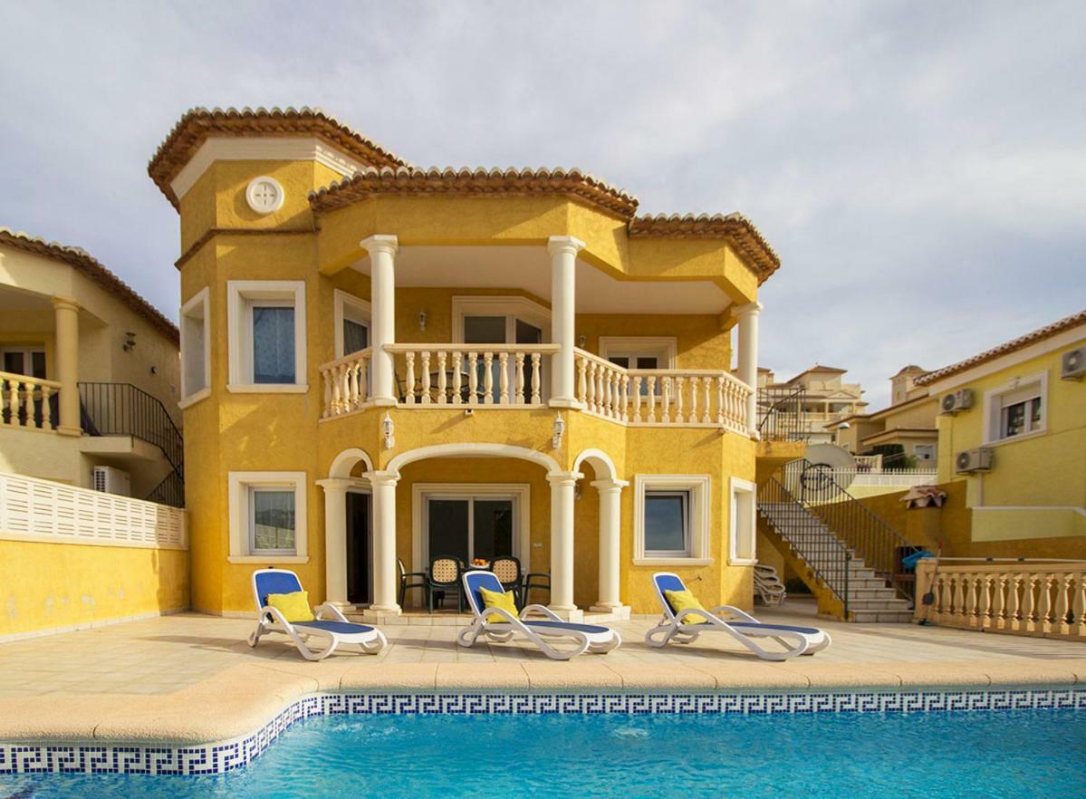 4-bedroom Mikaela With The Swimming Pool In * Calpe