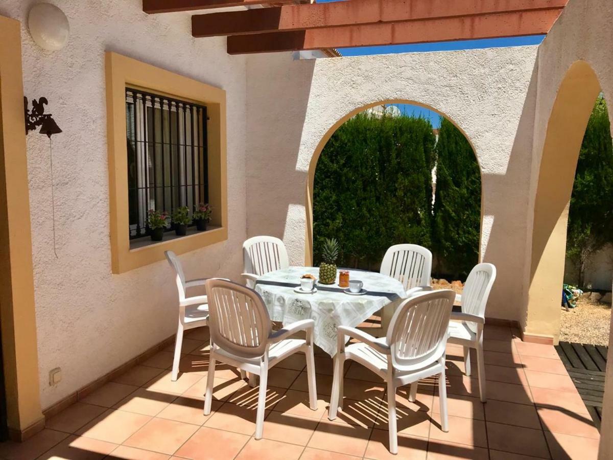 Casa De Familia *