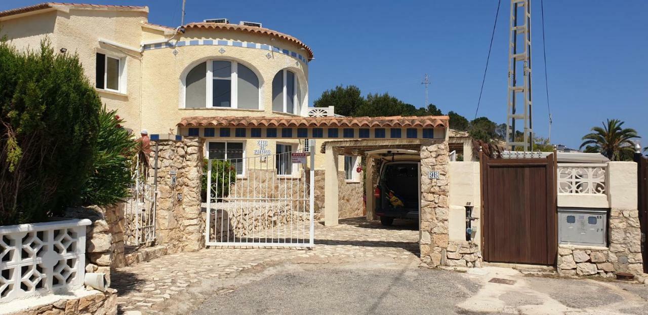 Villa Casa De Personas *